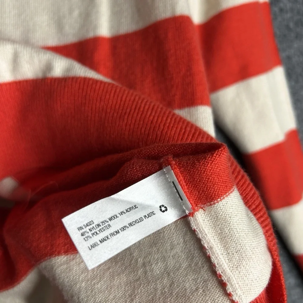 GAP womens striped